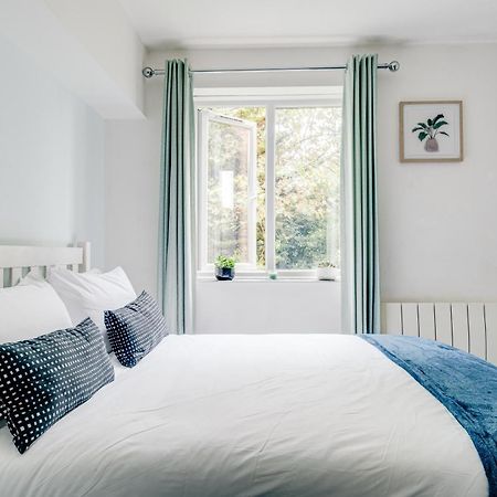 Apartment In Elephant & Castle With Parking London Exterior foto