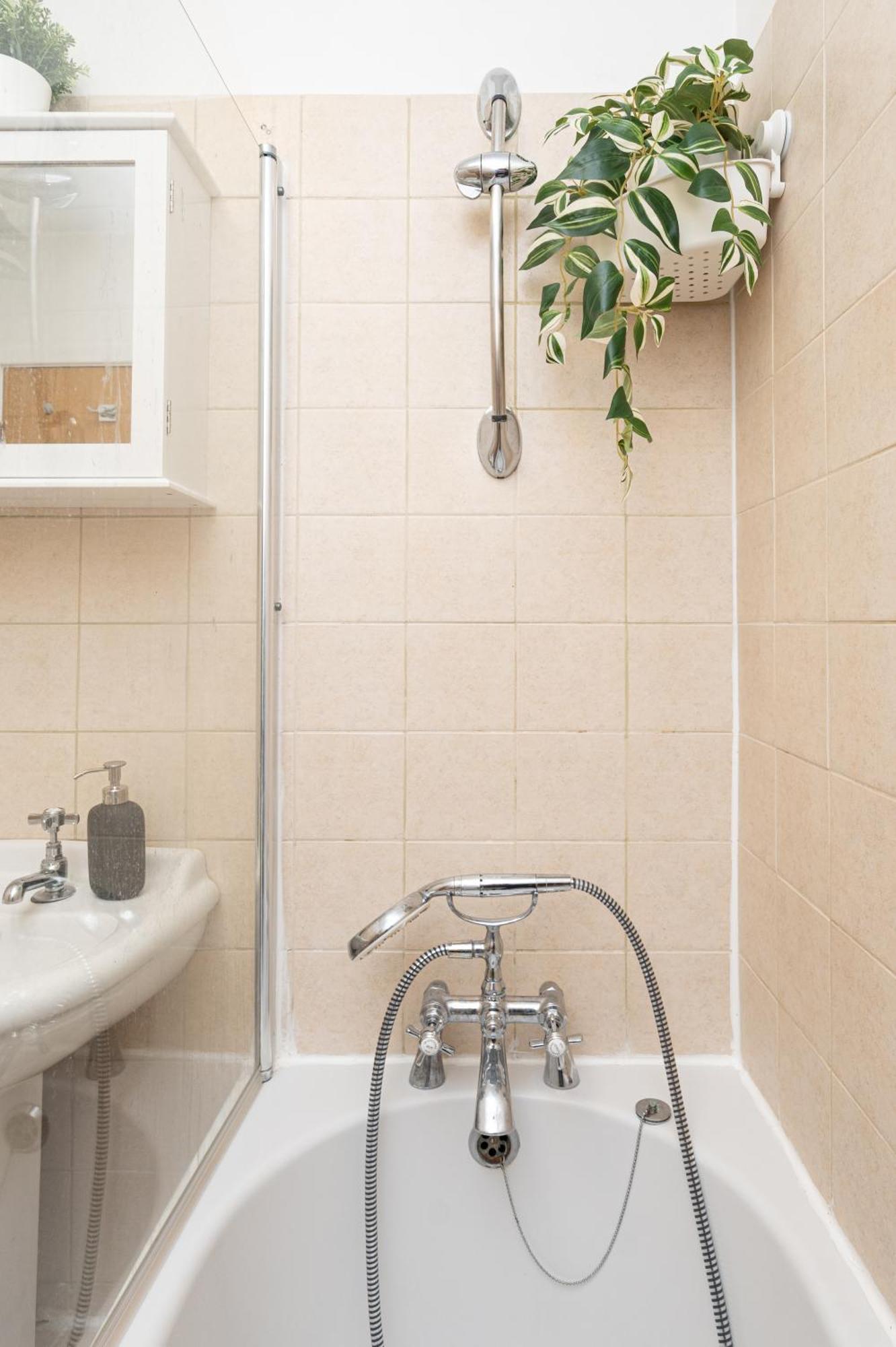 Apartment In Elephant & Castle With Parking London Exterior foto